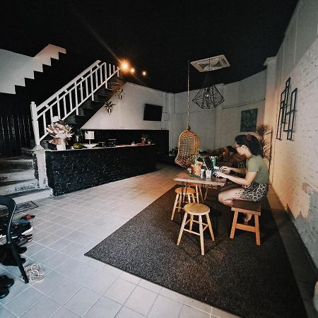 ג'ורג' טאון 111 Hutton Lane Hostel מראה חיצוני תמונה