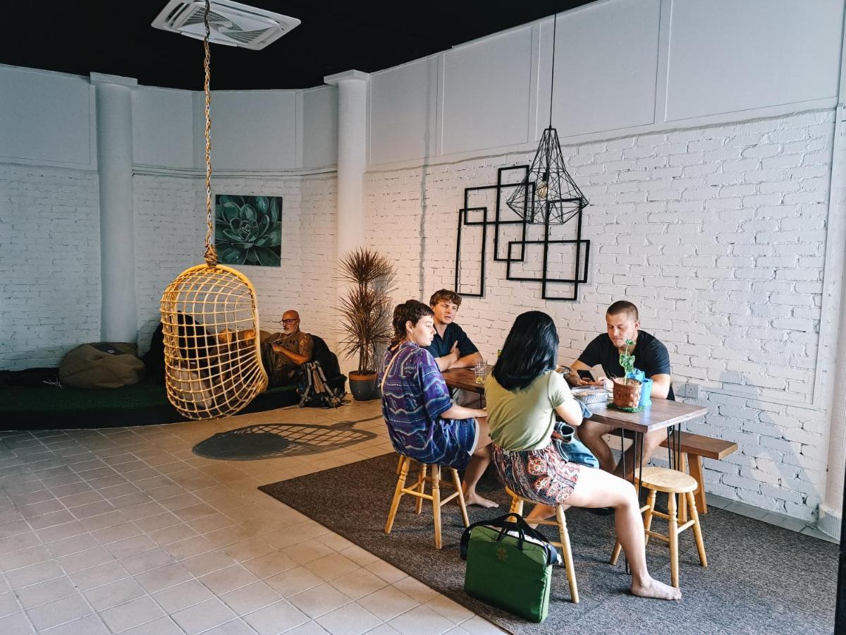 ג'ורג' טאון 111 Hutton Lane Hostel מראה חיצוני תמונה